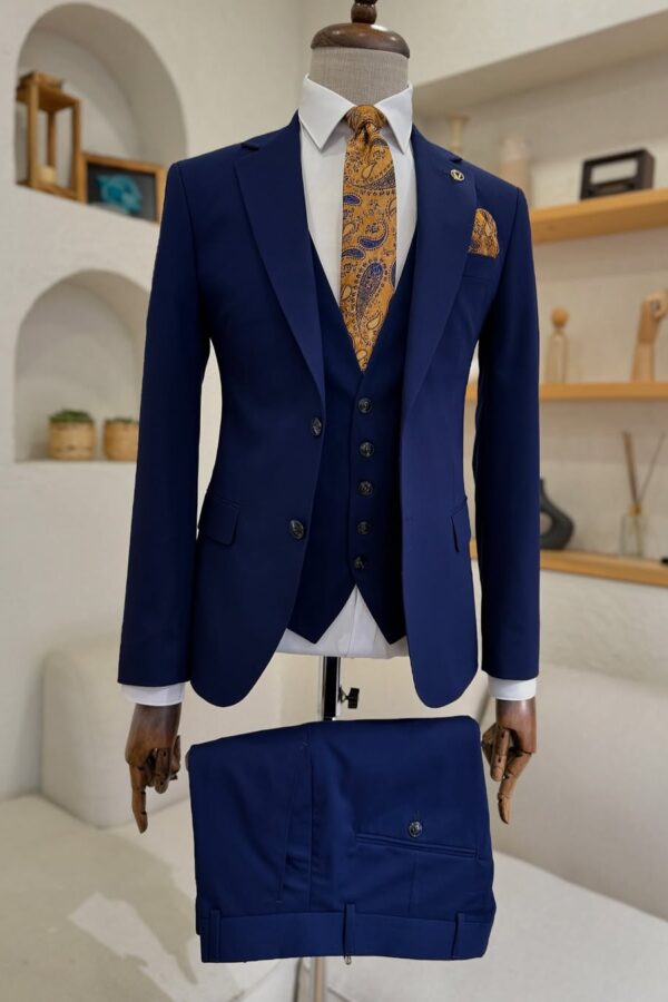 The Berlin Jet Black Three Piece Suit